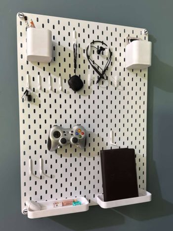 Workhorse Aesthetics – 22×30 Square Inch PegBoard